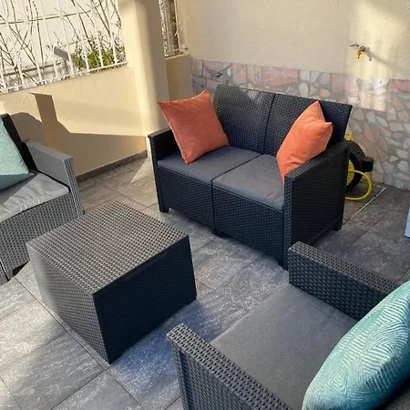 Cozy Surf House