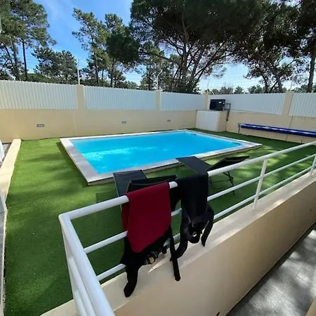 בית נופש Cozy Surf House *